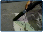 Cleaning accessory suction opening